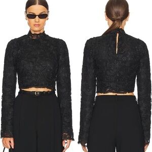 *NWT* Cold Fox Sophia Top